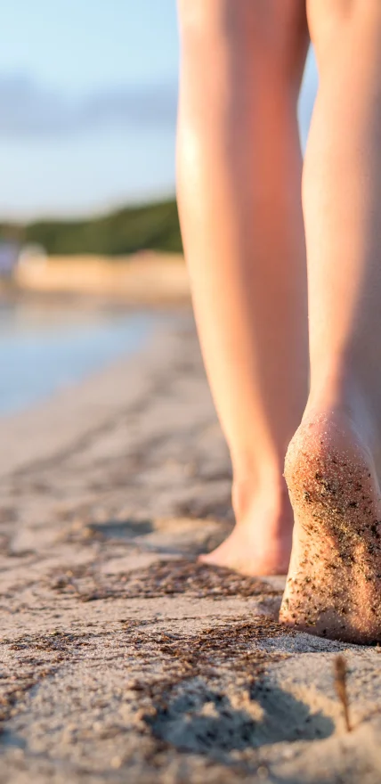 Bild von Füßen am Strand